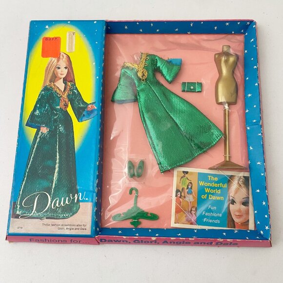 Vintage 70s Dawn Topper Toys Doll Clothes Outfit Green Slink - Picture 1 of 6